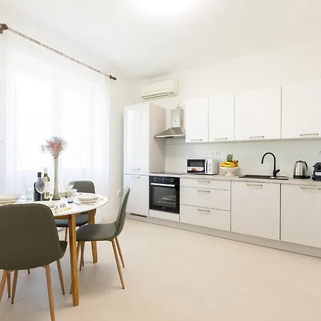 Luxury Escape In - Sea, Sun & Serenity Appartement *