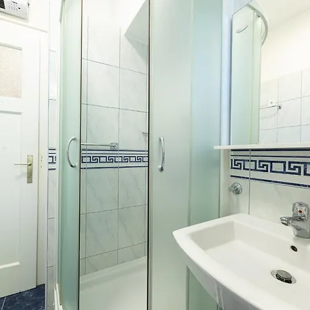 Luxury Escape In - Sea, Sun & Serenity Appartement Split