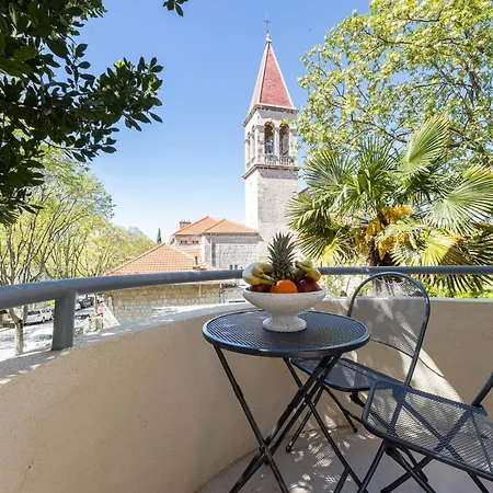 Luxury Escape In - Sea, Sun & Serenity Appartement Split